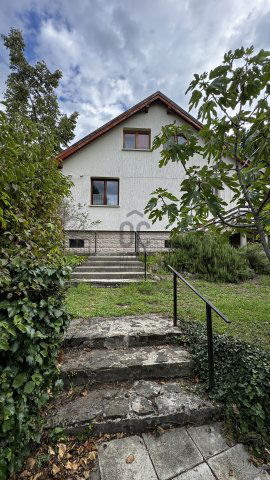 Eladó családi ház, Szentendrén 165 M Ft, 4 szobás