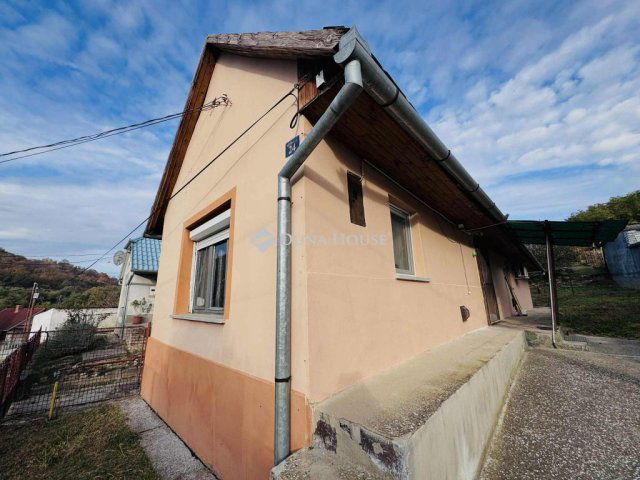 Eladó családi ház, Magyarsarlóson 17.49 M Ft, 1 szobás