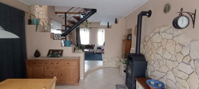 Eladó családi ház, Gyömrőn 169.99 M Ft, 6 szobás