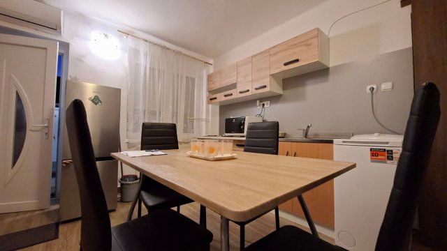 Kiadó sorház, albérlet, Pécsett 100 E Ft / hó, 1 szobás