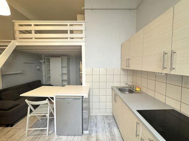 Kiadó téglalakás, albérlet, VI. kerületben, Király utcában