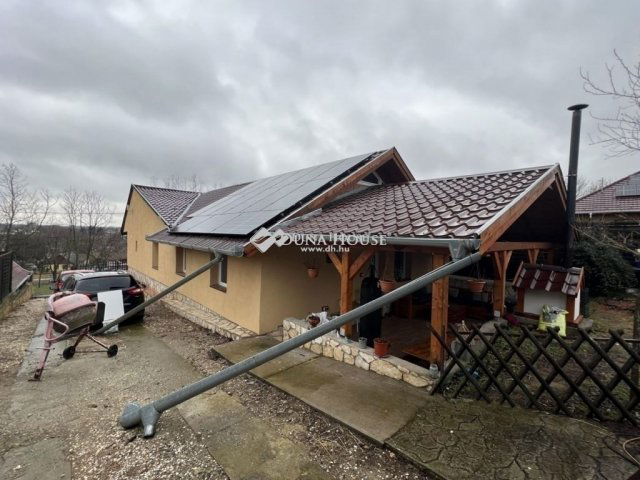 Eladó családi ház, Kókán 64 M Ft, 5 szobás