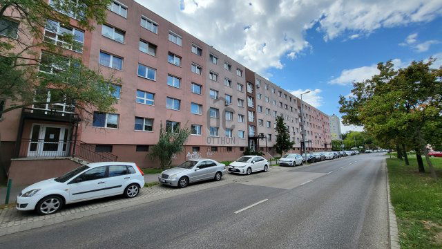Eladó panellakás, Budapesten, III. kerületben 83 M Ft, 3 szobás