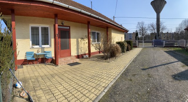Eladó családi ház, Aszódon, Madách téren 95.7 M Ft, 4 szobás