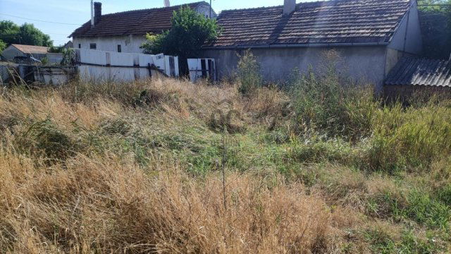 Eladó családi ház, Nagykőrösön 7 M Ft, 2 szobás