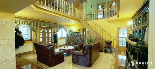 Eladó családi ház, Ilken 159 M Ft, 8 szobás