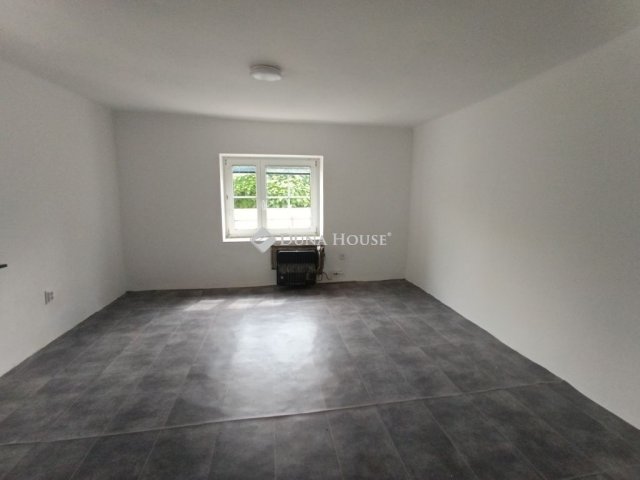 Eladó családi ház, Tápiószentmártonon 38.5 M Ft, 2 szobás