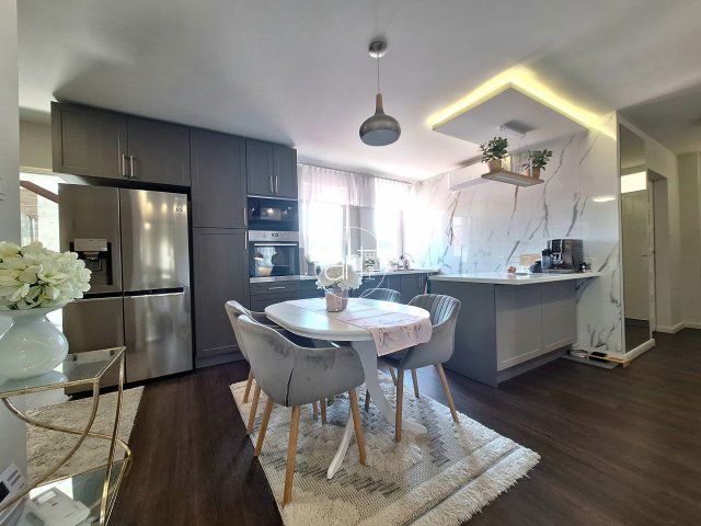 Eladó téglalakás, Hódmezővásárhelyen 65 M Ft, 3 szobás