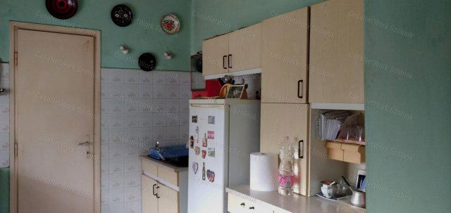 Eladó családi ház, Tiszaföldváron 18.99 M Ft, 4 szobás