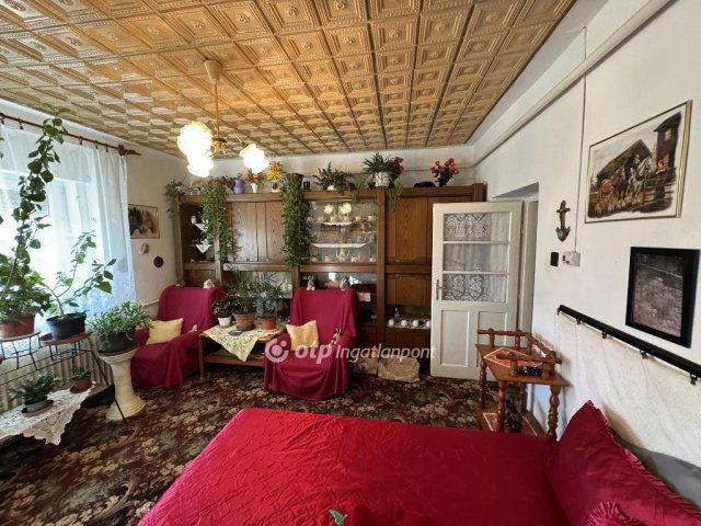 Eladó családi ház, Egyeken 14 M Ft, 2 szobás