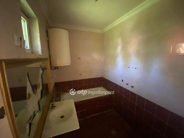 Eladó családi ház, Nyíregyházán 36.8 M Ft, 2 szobás