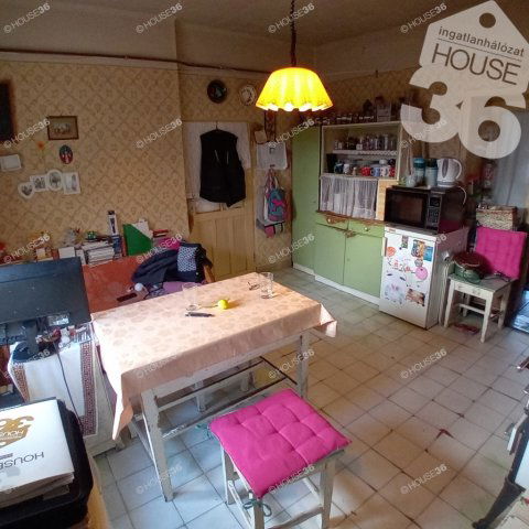 Eladó családi ház, Lajosmizsén 26.9 M Ft, 3 szobás