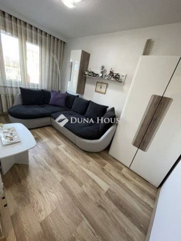 Eladó sorház, Budapesten, XV. kerületben 170 M Ft, 5 szobás