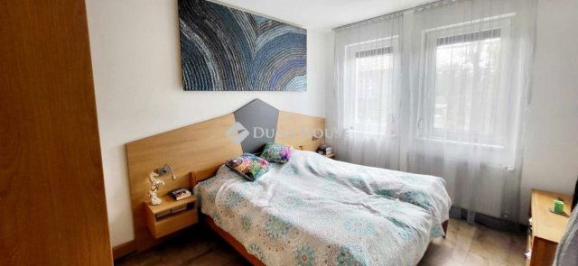 Eladó téglalakás, Budapesten, XV. kerületben 145 M Ft, 4 szobás