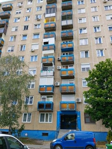 Eladó téglalakás, Szolnokon 31 M Ft, 1+1 szobás