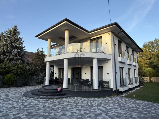 Eladó családi ház, Budapesten, III. kerületben 290 M Ft