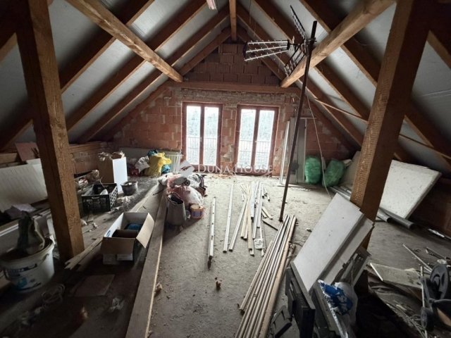 Eladó családi ház, Orosházán 54 M Ft, 4+1 szobás