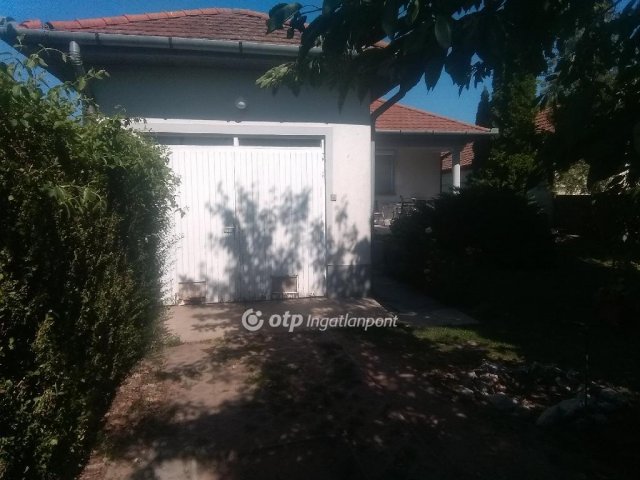 Eladó családi ház, Derecskén 59.5 M Ft, 2+1 szobás