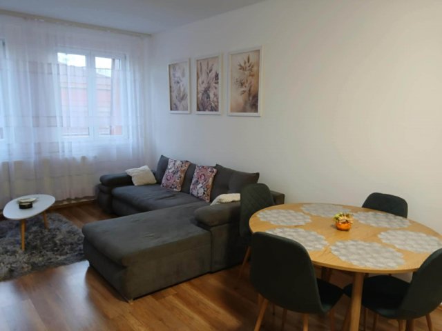 Eladó téglalakás, Nyíregyházán 49.9 M Ft, 1+2 szobás