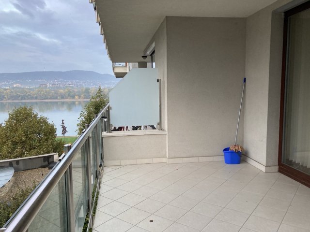 Eladó téglalakás, XIII. kerületben, Úszódaru utcában