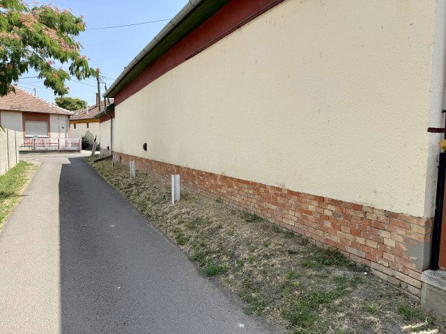 Eladó családi ház, Jászalsószentgyörgyon 19 M Ft, 4 szobás