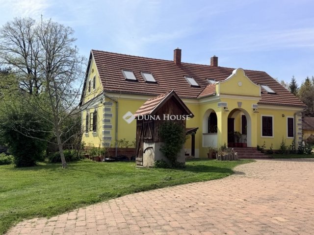 Eladó családi ház, Őriszentpéteren 198 M Ft, 5 szobás