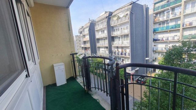 Eladó téglalakás, Zalaegerszegen 39.9 M Ft, 2 szobás