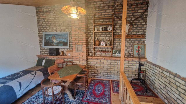 Eladó családi ház, Csolnokon 12.5 M Ft, 1 szobás