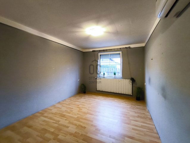 Eladó családi ház, Atkáron 27.99 M Ft, 2 szobás