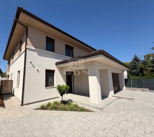 Eladó családi ház, Székesfehérvárott 248 M Ft, 6 szobás