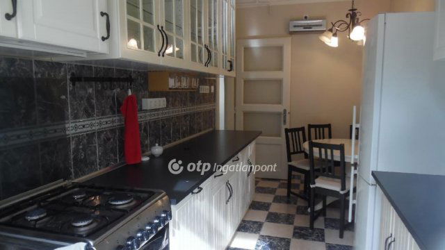 Kiadó téglalakás, albérlet, Budapesten, II. kerületben