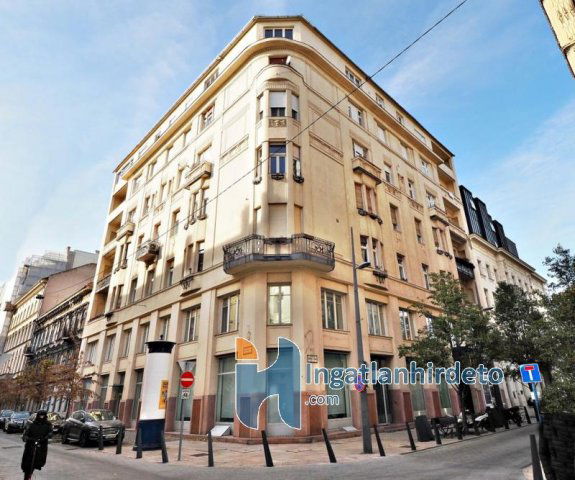 Eladó üzlethelyiség, Budapesten, V. kerületben 320 M Ft