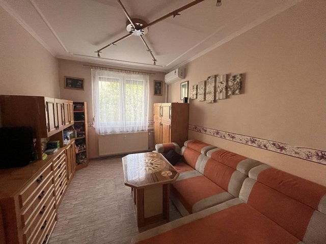 Eladó panellakás, Budapesten, III. kerületben 69.9 M Ft, 2 szobás