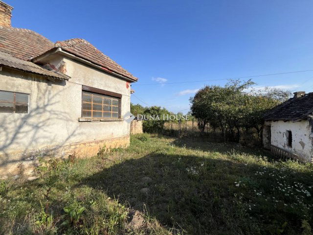 Eladó családi ház, Csabrendeken 9.99 M Ft, 2 szobás