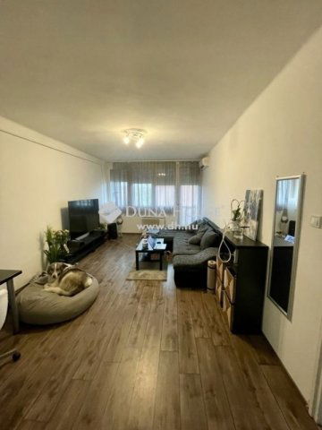 Eladó téglalakás, Szigetszentmiklóson 53 M Ft, 2 szobás