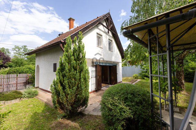Eladó családi ház, Orfűn 64.99 M Ft, 3 szobás