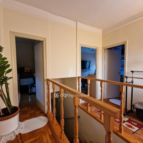 Eladó téglalakás, Érden 89.9 M Ft, 2+2 szobás
