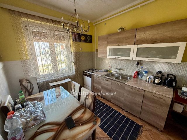 Eladó téglalakás, Miskolcon 30.99 M Ft, 2 szobás