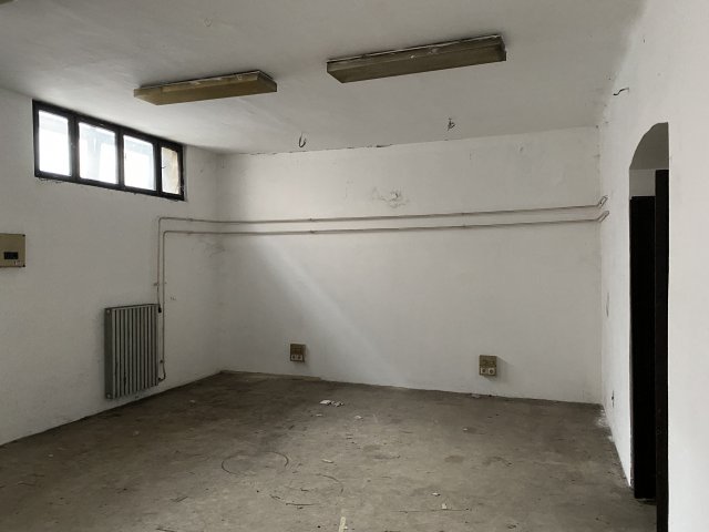 Kiadó üzlethelyiség, XII. kerületben, Városmajor utcában