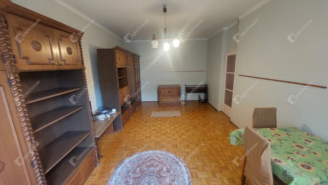 Kiadó téglalakás, albérlet, Tatabányán 150 E Ft / hó