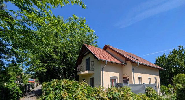 Eladó családi ház, Szigethalmon 124.999 M Ft, 5 szobás