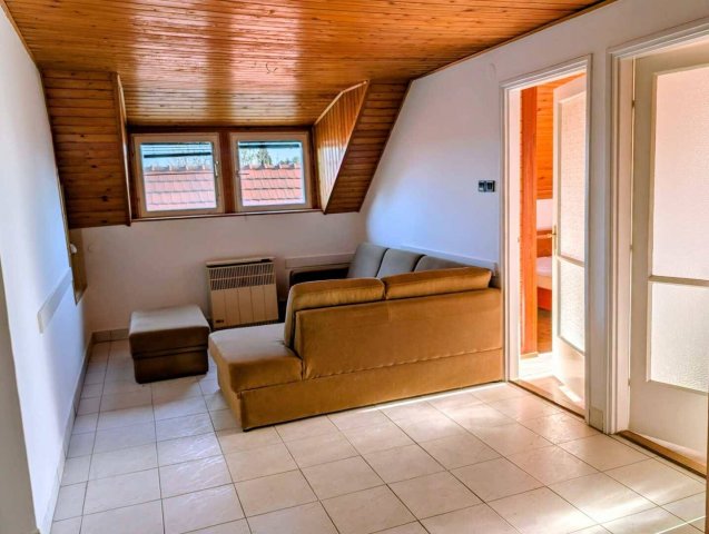 Kiadó családi ház, albérlet, Keszthelyen 180 E Ft / hó