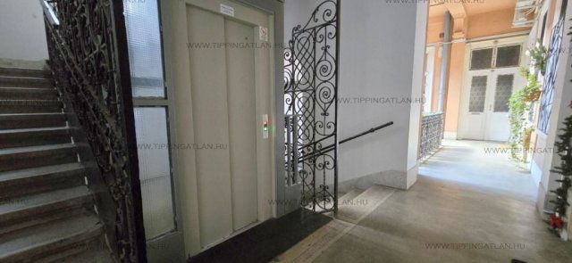 Eladó téglalakás, Budapesten, VIII. kerületben, József körúton