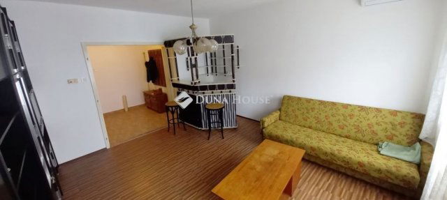 Eladó téglalakás, Nagykanizsán 38.9 M Ft, 4 szobás