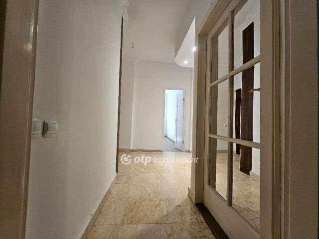 Eladó téglalakás, Budapesten, II. kerületben 129.99 M Ft