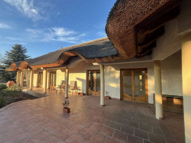 Eladó családi ház, Kecskeméten 109.9 M Ft, 4 szobás