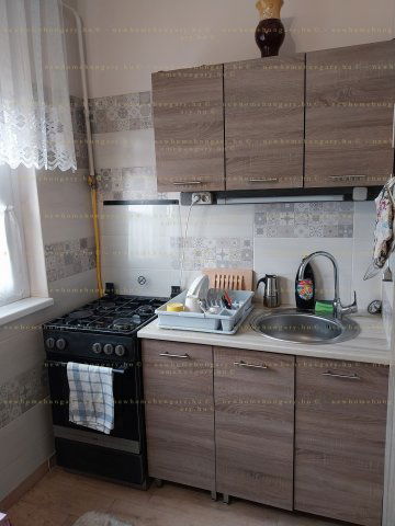 Kiadó panellakás, albérlet, Kecskeméten 125 E Ft / hó, 1 szobás