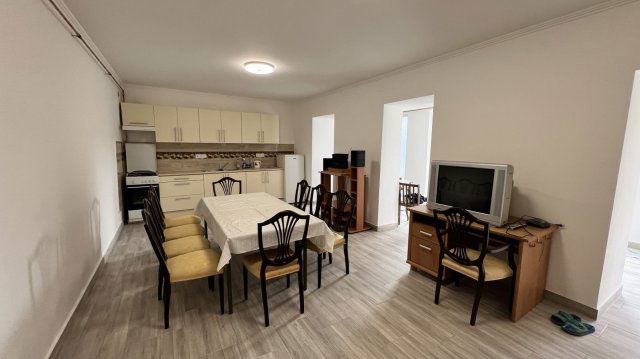 Eladó családi ház, Remeteszőlősön 179.9 M Ft, 5 szobás