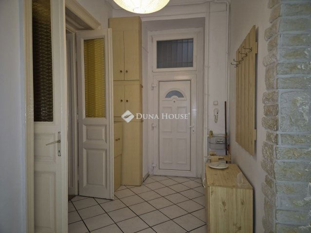 Eladó téglalakás, Budapesten, VII. kerületben 84.9 M Ft