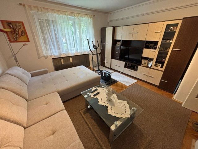 Eladó téglalakás, Szombathelyen 42.9 M Ft, 2 szobás